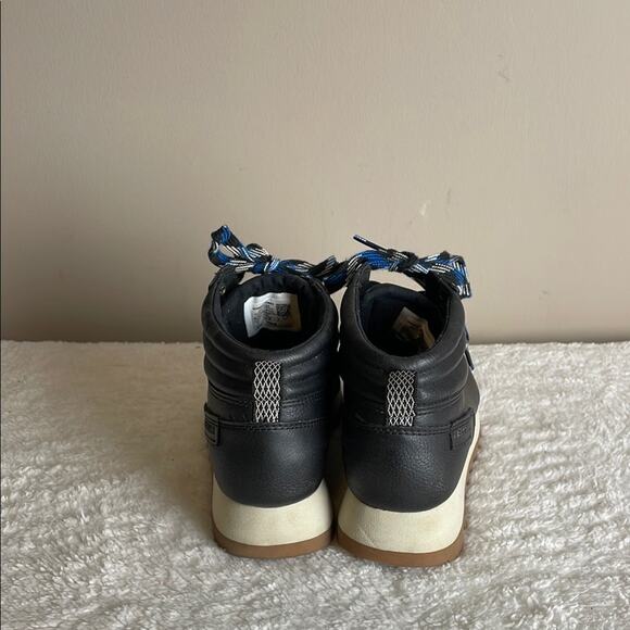 Merrell Hiking Faux Leather Lace Up Boots Women's 6 Black With Blue Strings - Picture 5 of 10